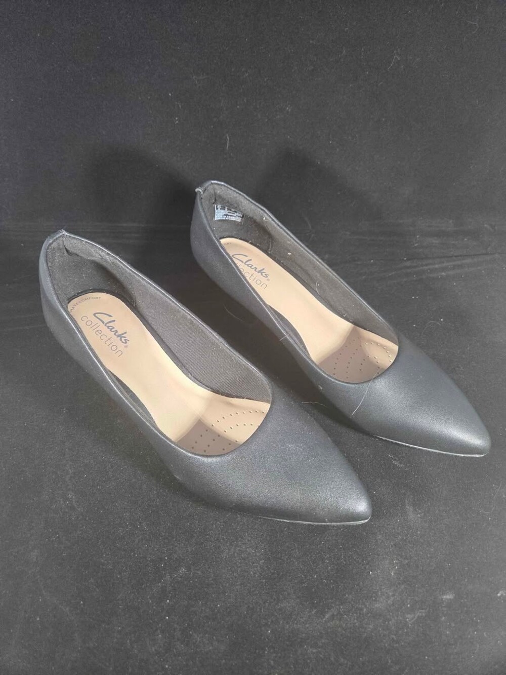 Clarks Teresa Step Women's Pointed Toe Low Block Heel Pumps, Leather, Size 6W, P